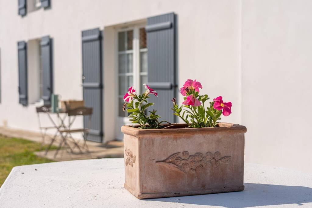 Gites Le Bois Berranger Saint-Urbain  Exteriér fotografie